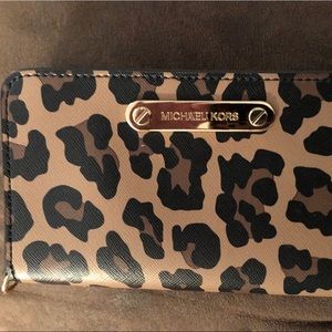 Brand new Michael Kors Wallet
